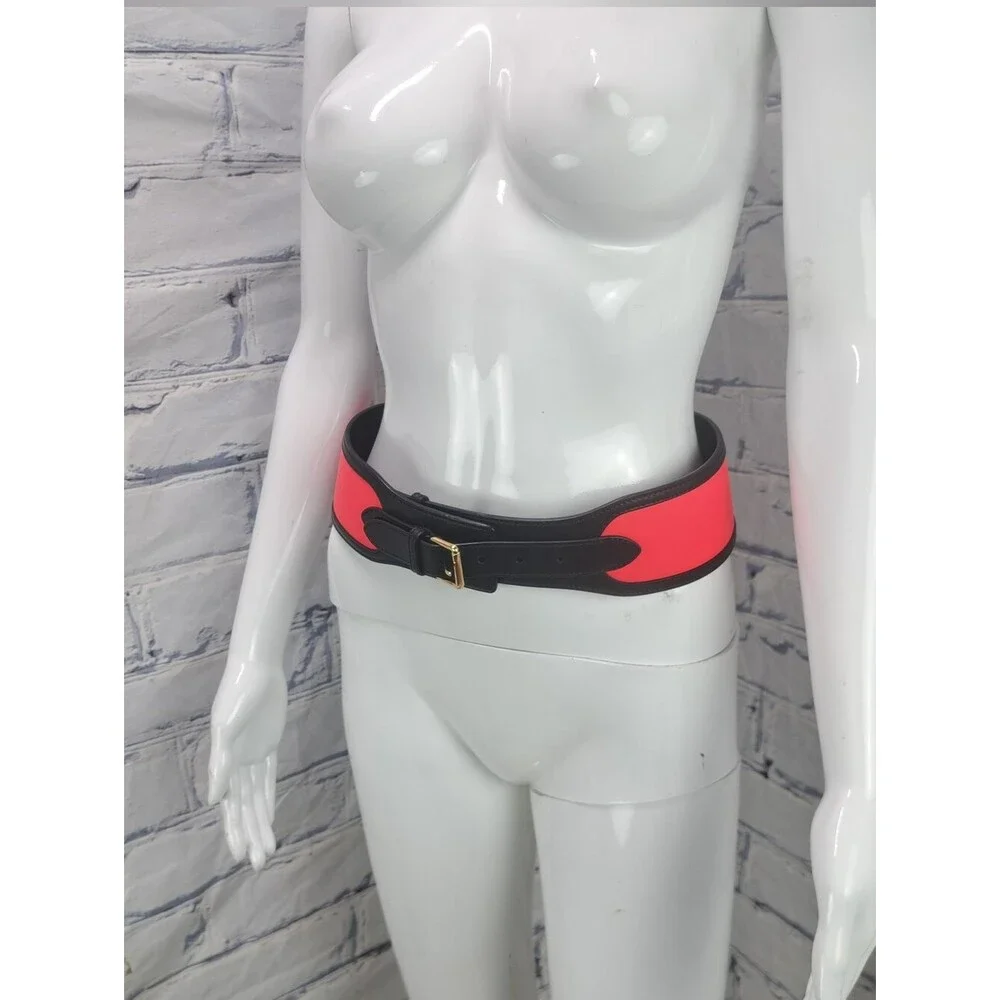 Emilio Pucci Women's Vintage Y2K 90s Genuine Leather Belt Italy Medium 28-31